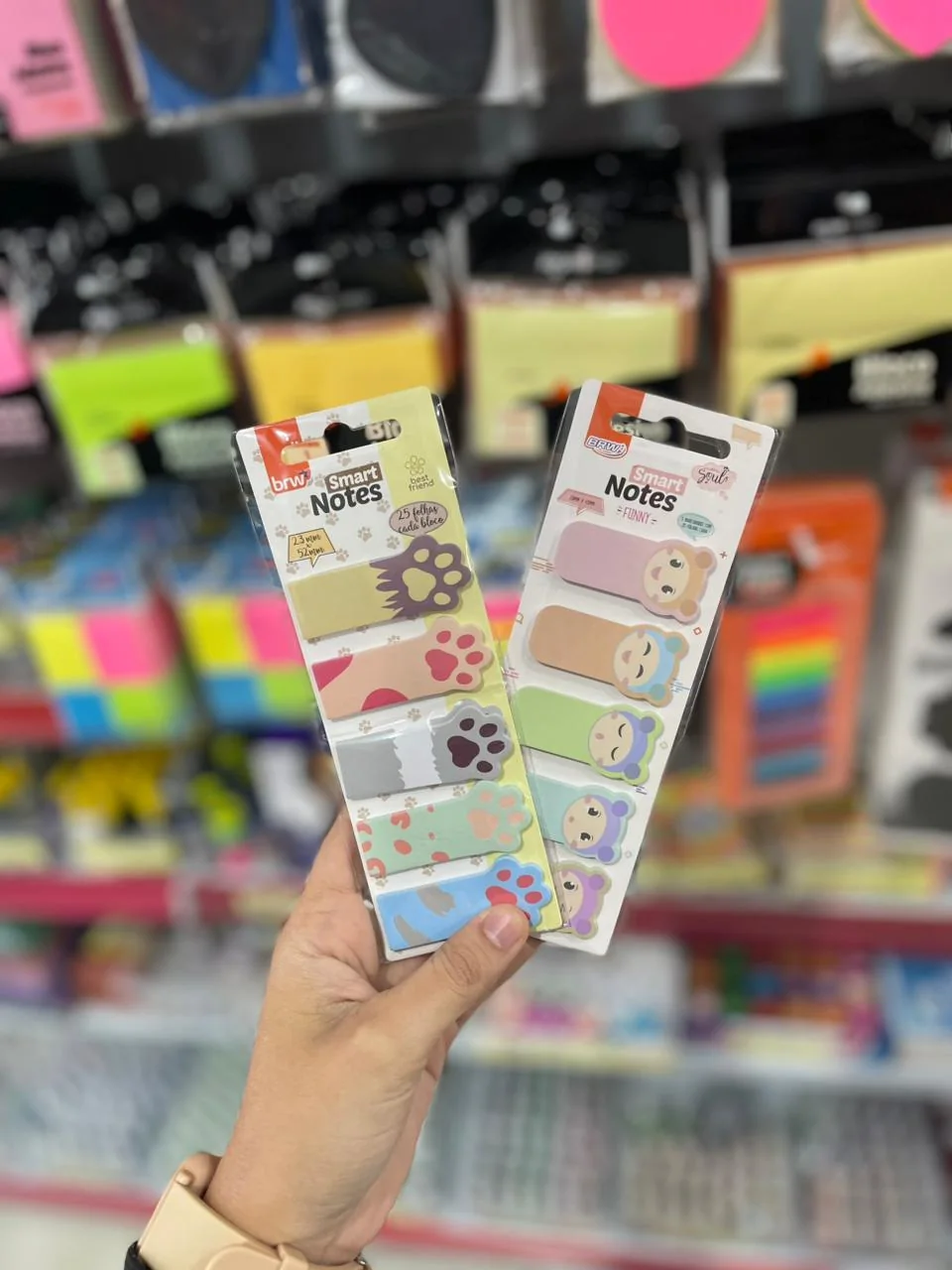 Adesivo marca página na Papelaria Popular em Vilhena