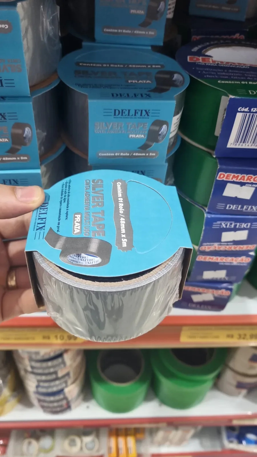 Fita adesiva larga em rolo na Papelaria Popular em Vilhena