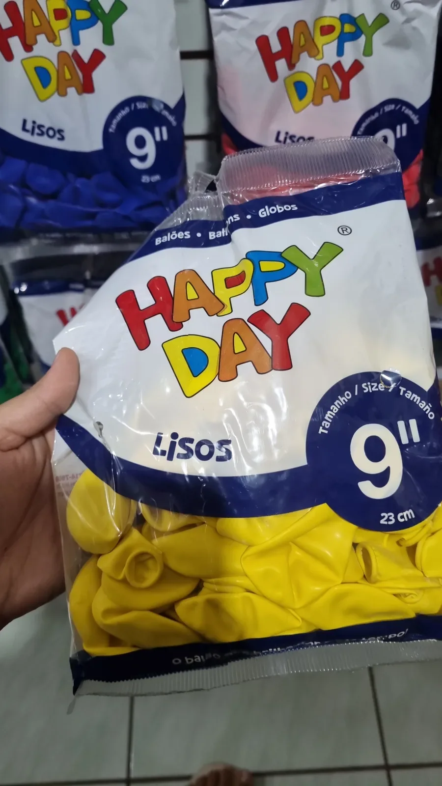 Baloes amarelos 9 polegadas happy day na Papelaria Popular em Vilhena