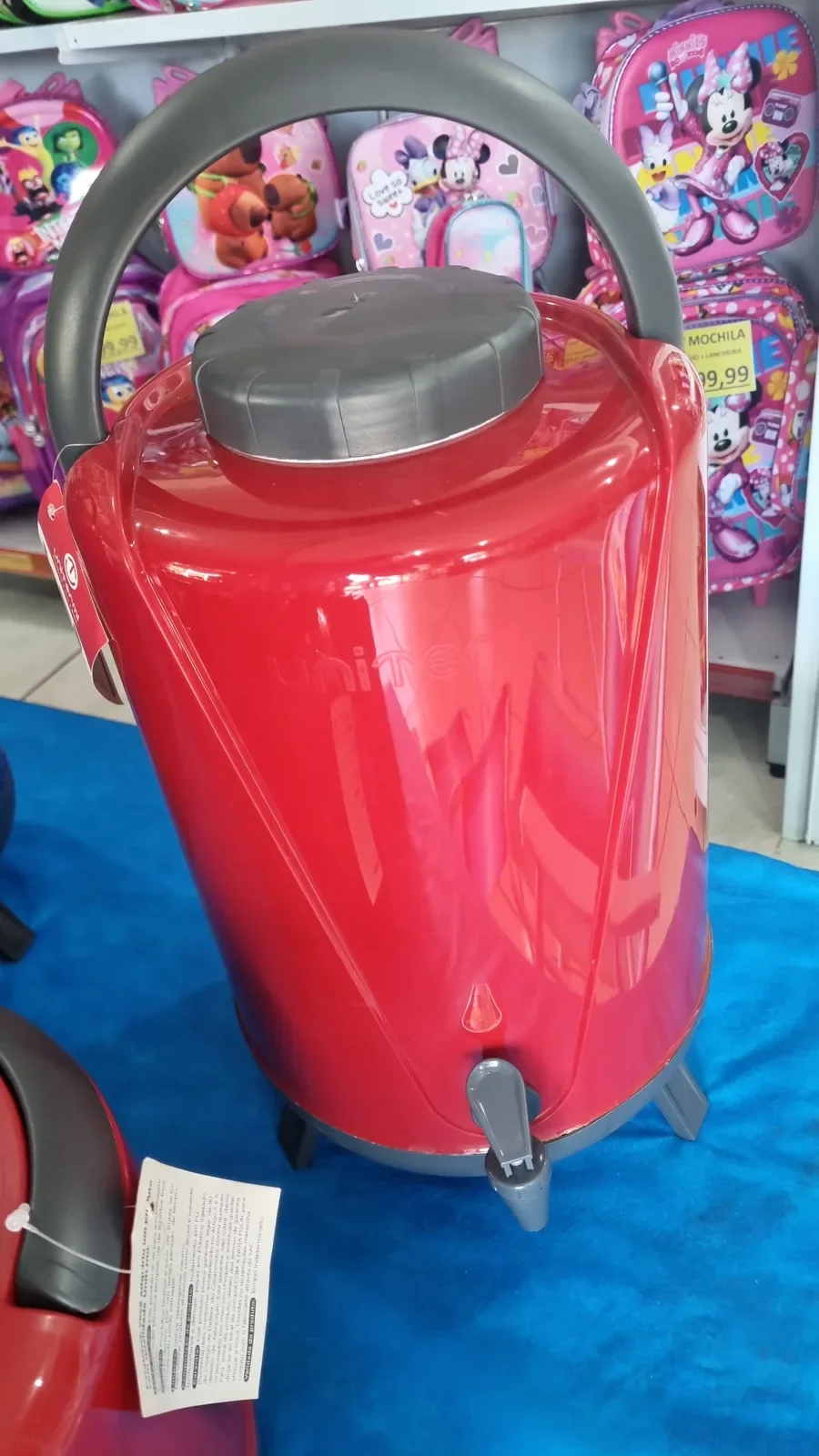Garrafão térmico vermelho vista superior na Papelaria Popular em Vilhena